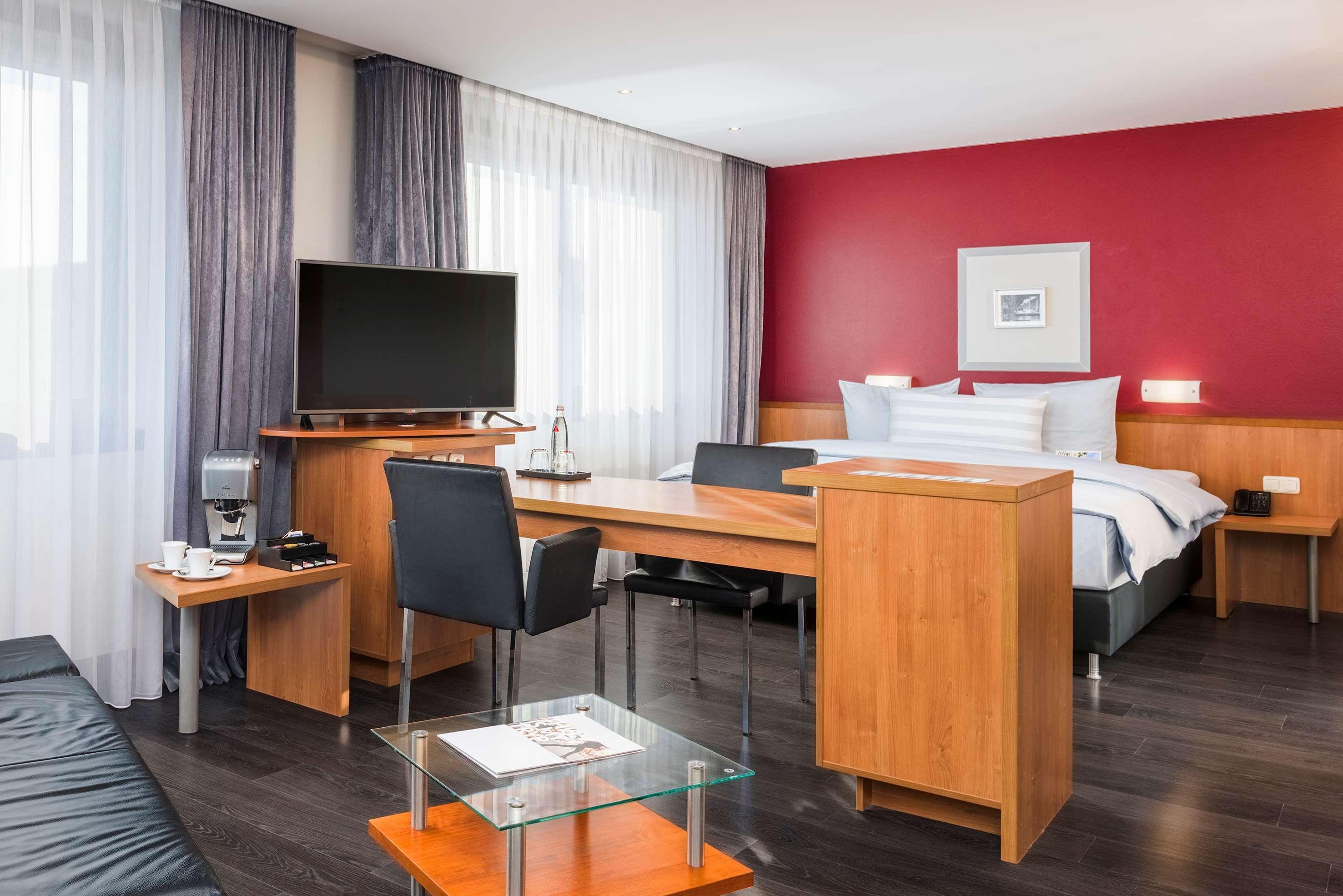 Tryp Hotel 4*