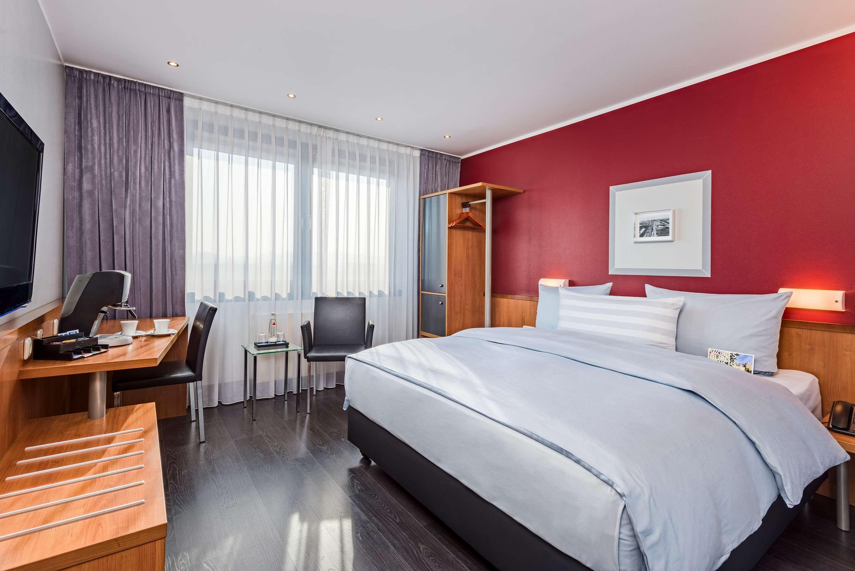 Tryp Hotel