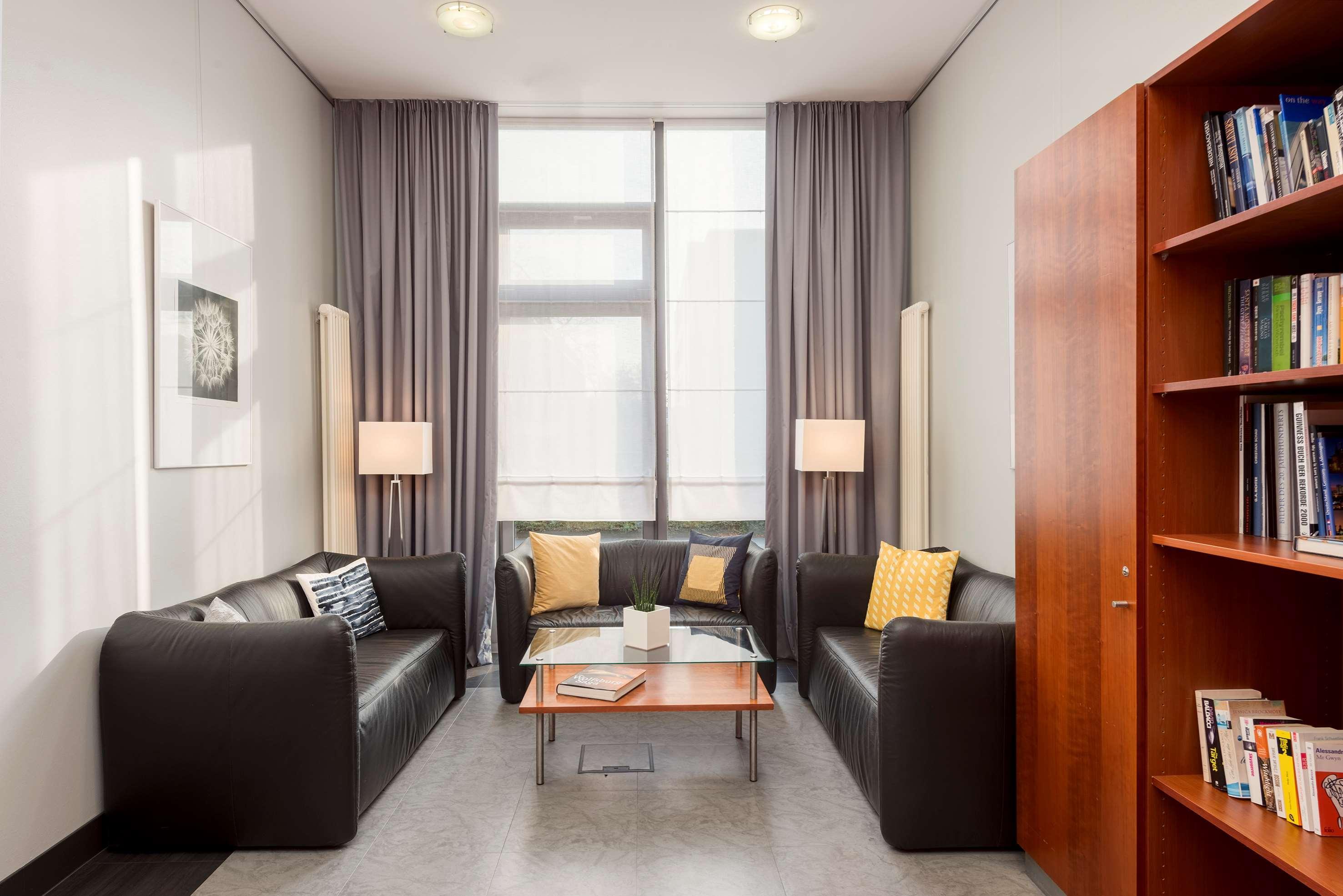 Tryp Hotel 4*