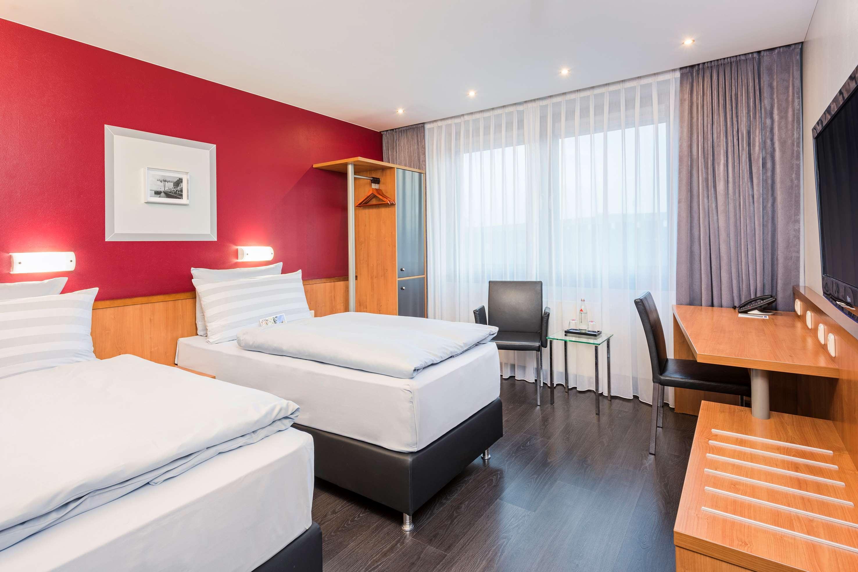 Hotel Tryp 4*